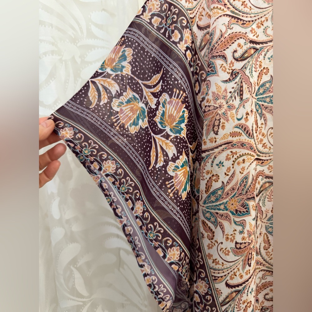 SOLD!  Band of Gypsies Floral Paisley Kimono Cardigan - Picture 5 of 9